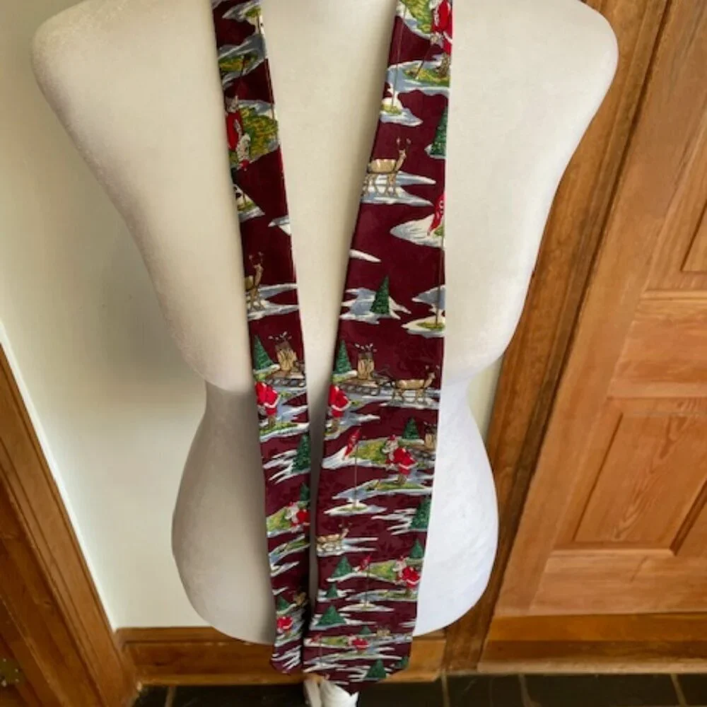 OSCAR DE LA RENTA Vintage Santa Golf Silk Tie